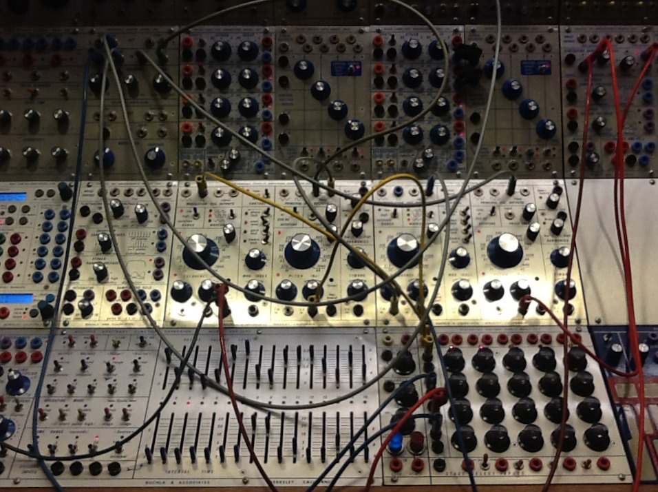 Buchla overview2_Roland Kuit