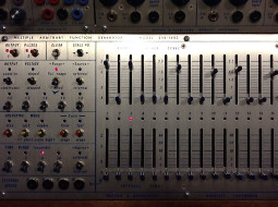 Variable Function Generator 2_Roland_Kuit